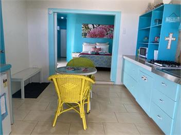 ShineAwayHomes-AC beachside - Rarotonga