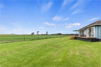 Serene Cove Escape (Bachcare) - Waipu