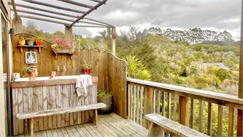 Seaview Sanctuary - stunning sea and bush location - Takaka