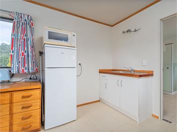 Family Tides Retreat (Bachcare) - Coromandel