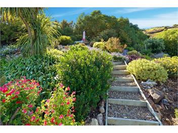 Bayview Beauty (Bachcare) - Charteris Bay