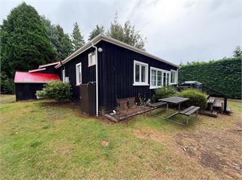 Fiordland Hideaway (Bachcare) - Te Anau