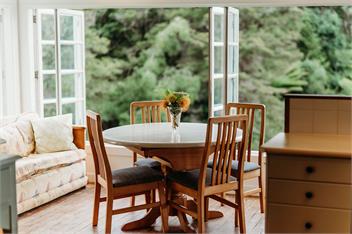 Hidden Beachfront Cottage on a Private Beach - Whangarei Heads