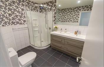 Panoramic Mountain View Retreat - Twizel