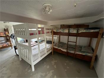 Kneedeep - Beach front escape! -