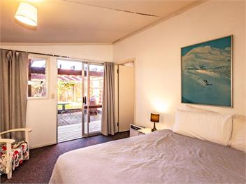 Moeroa (Bachcare) - 