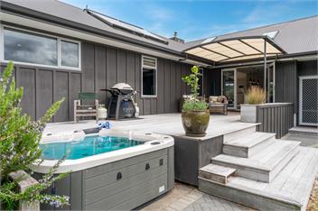 Loch View - Kinloch, Taupo *spa pool* - 