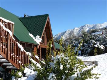 Corsican Lodge - Spacious log chalet with free WIFI - Mount Lyford