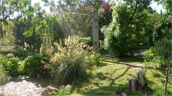 Charming Tasman Farmstay Unit - 7173 Upper Moutere
