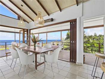 Magical Ocean Front Villa 'Senang Masari' - Port Vila