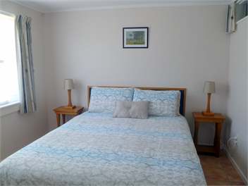 Patons Rock Holiday Unit - Takaka