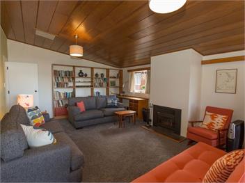Sixties Cedar Bach (Bachcare) - Kuratau