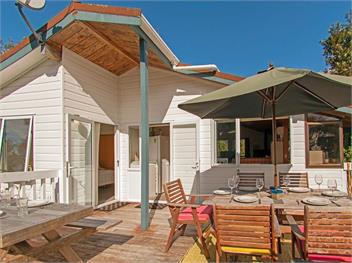 Perfect on Pleasant (Bachcare) - Pauanui