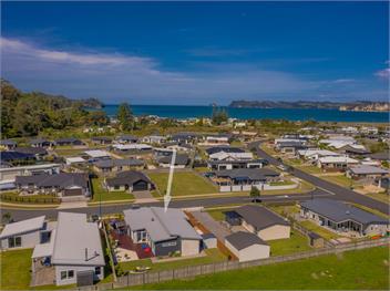 Modern Beach Pad (Bachcare) - Whitianga