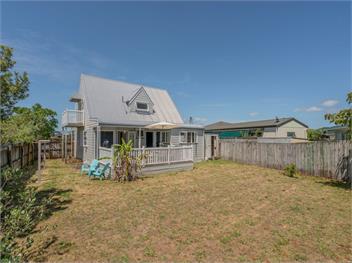 The Doll's House (Bachcare) - Whitianga