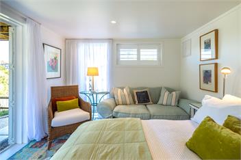 Relax on Newton - Waiheke Island 1081