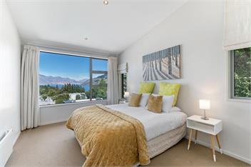 Diamond Villa, Central Location, Garage - Queenstownn