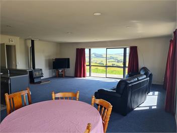 Island Bush Farmstay - Tokanui