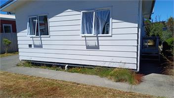 Macks Alpine Chalet with Spa Pool, Bike Shed, Big Heat Pump, Carport - National Park Village