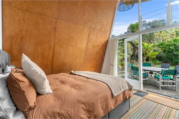 Pearl Magic (Bachcare) - Mangawhai