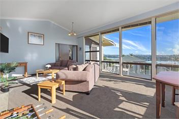 Hill Top House (Bachcare) - Tauranga