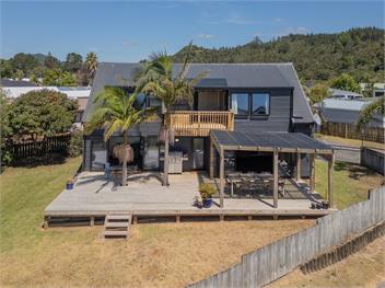 Spacious Family Getaway (Bachcare) - Whangamata