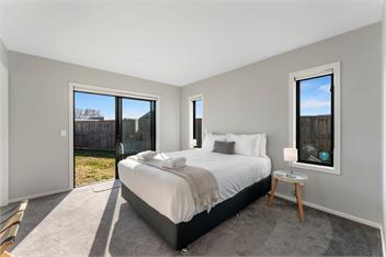 Holiday Hub - Taupo - Taupo