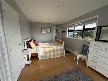 Sunny Coastal Studio by Coopers Beach - 