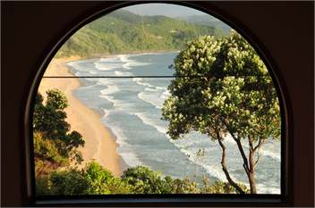 Pacific Vista - May to Nov SPECIAL- Book 5 nights get 2 more nights free - tairua