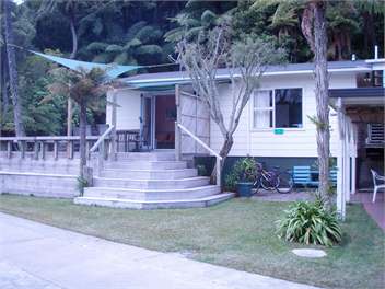Rotoiti Lakeside Cottages, Lake Rotoiti - ROTORUA