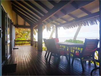 Iro's Beach Villa | Absolute Beachfront | TITIKAVEKATONGA - Rarotonga