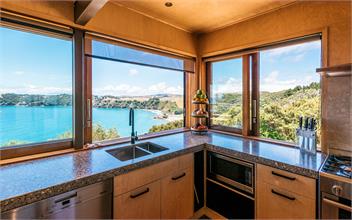 BELLE COVE : Coast and Country - Waiheke Island