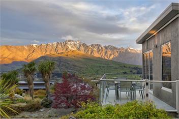 Queenstown Views on Olivers - Queenstown