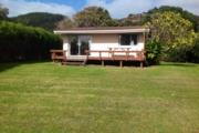 HOT WATER BEACH COTTAGE - Beach Front - Hot Water Beach