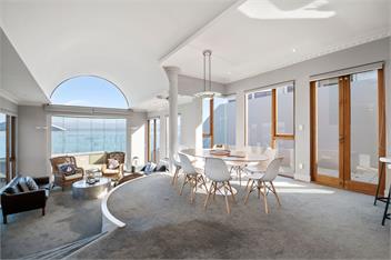 Lake Front Luxury  - Taupo