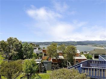 Views on Rimu (Bachcare) - Whitianga