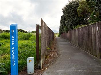 Waikanae Retreat (Bachcare) - Waikanae Beach