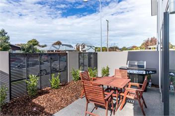 Restful in Riccarton (Bachcare) - Christchurch