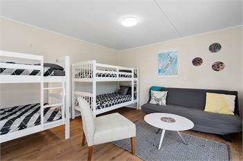 The Wee Blue Bach (Bachcare) - Waikanae Beach
