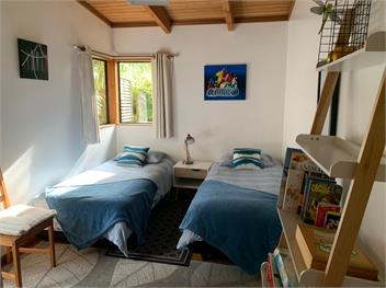 Treetop Hideaway (Bachcare) - Taupo Central