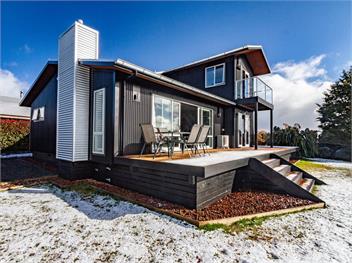 Sunshine and Snow Lodge (Bachcare) - Ohakune