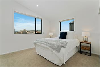 Jacks Point Family Retreat (Bachcare) - Queenstown