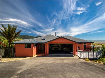 Aorere House (Bachcare) - Collingwood
