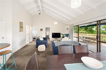 Waitahanui Lake House (Bachcare) - Waitahanui