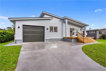 Our Happy Place (Bachcare) - Waihi Beach