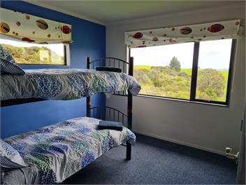 Island Bush Farmstay - Tokanui