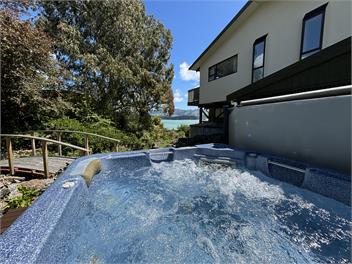 Million dollar views in beautiful Diamond Harbour - Christchurch