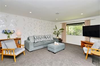 Stay at Puhara - Parklands Getaway - Christchurch