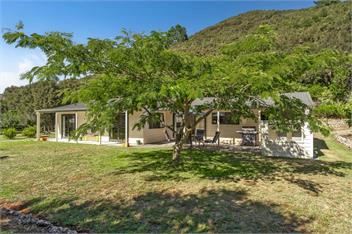 Hill Cottage (Bachcare) - Featherston