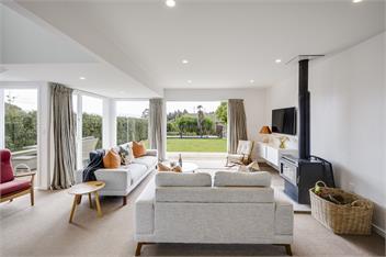 7th Heaven *Spa Pool, Swimming Pool & Close to CBD* - Napier